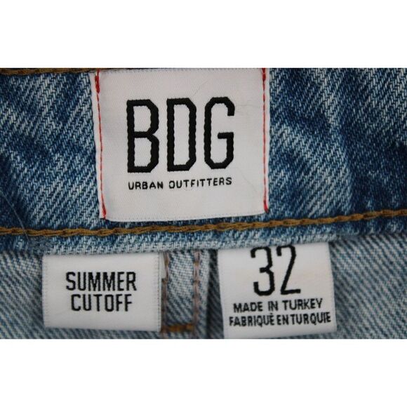 BDG SUMMER CUTOFF Urban Outfitters High Rise Cheeky Jean Shorts Frayed Hem Sz 32 - Picture 9 of 10